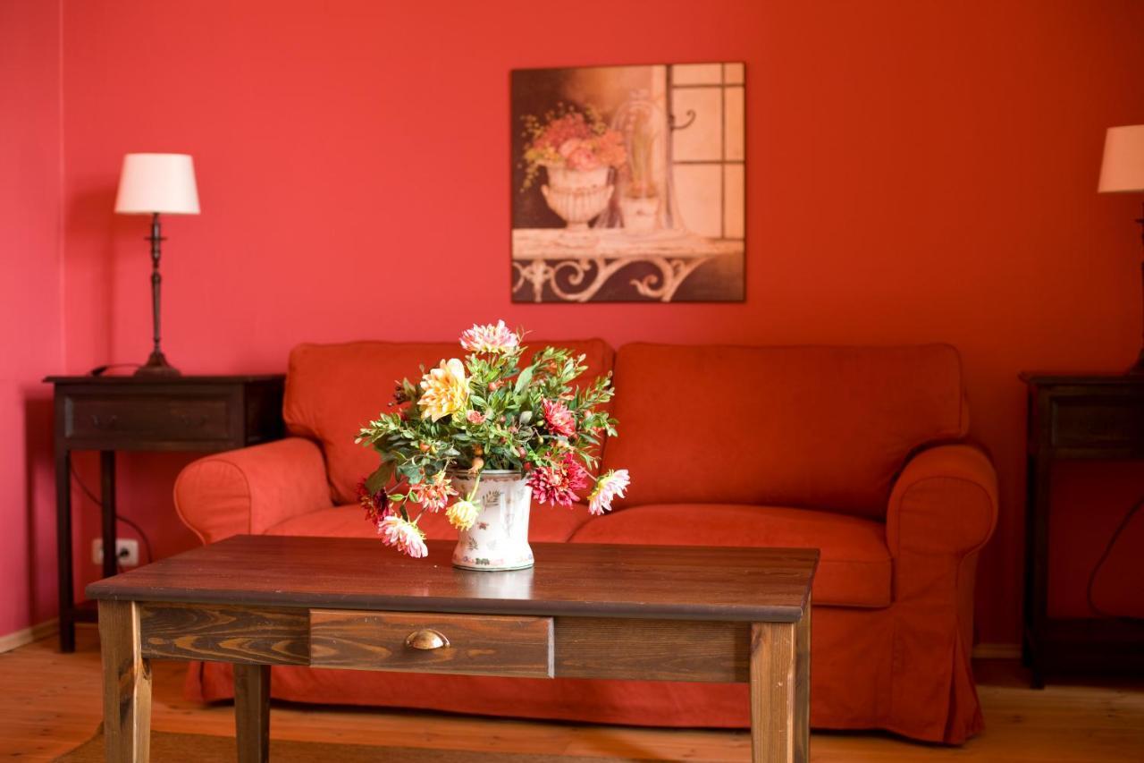 Gasthaus Und Pension "Zum Hauenden Schwein" Woerlitz Room photo